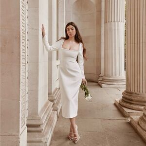 NWT The Ultimate Muse MIDI Pearl Dress from Odd Muse London